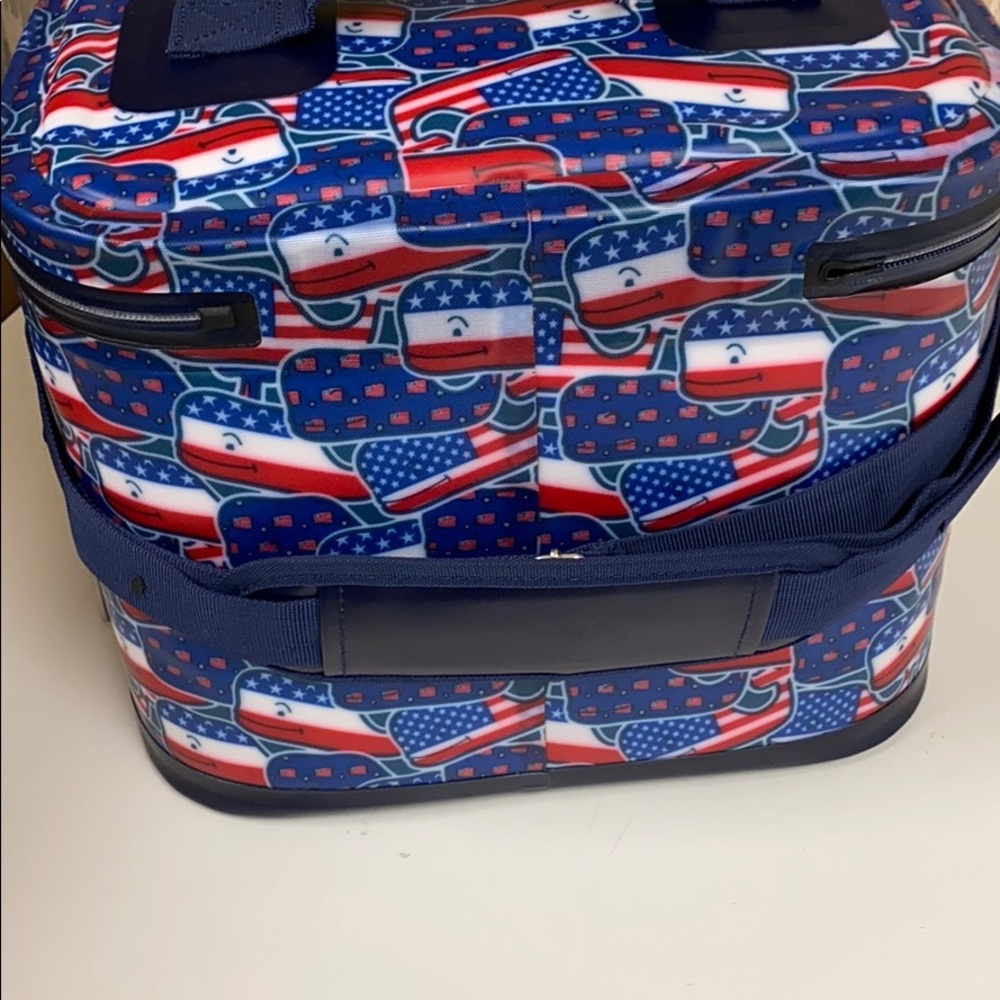 Vineyard Vines Target Cooler- New - Picture 3 of 6